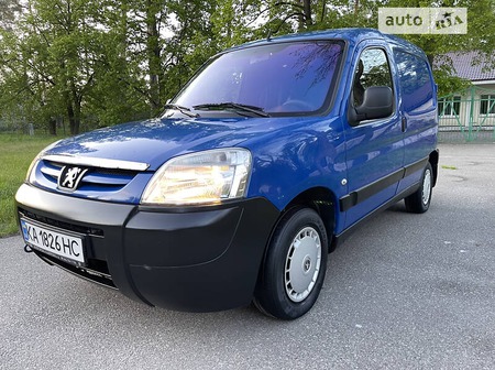 Peugeot Partner 2006  випуску Київ з двигуном 1.4 л бензин мінівен механіка за 2900 долл. 