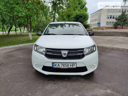 Dacia Sandero 2014  випуску Київ з двигуном 1.4 л  хэтчбек механіка за 4700 долл. 