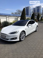 Tesla S 18.05.2022