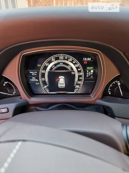 Lexus LS 500h 2018  випуску Ужгород з двигуном 3.5 л гібрид седан автомат за 69000 долл. 