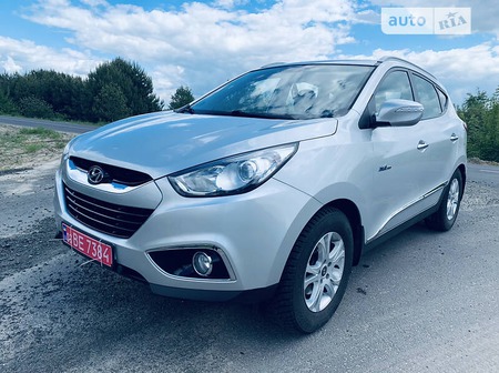 Hyundai ix35 2013  випуску Луцьк з двигуном 1.7 л дизель позашляховик механіка за 12100 долл. 