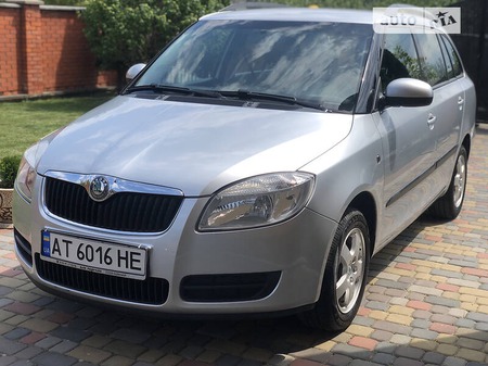 Skoda Fabia 2008  випуску Івано-Франківськ з двигуном 1.4 л дизель універсал механіка за 5500 долл. 