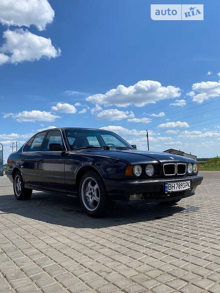BMW 525 1993  випуску Одеса з двигуном 0 л  седан  за 3400 долл. 