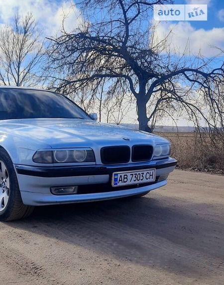 BMW 740 1995  випуску Вінниця з двигуном 4 л  седан автомат за 6300 долл. 