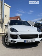 Porsche Cayenne 2015 Кировоград 3 л  внедорожник автомат к.п.