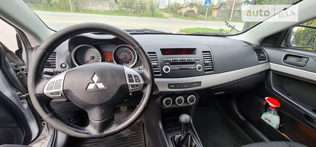 Mitsubishi Lancer 2008  випуску Львів з двигуном 2 л бензин седан механіка за 7750 долл. 