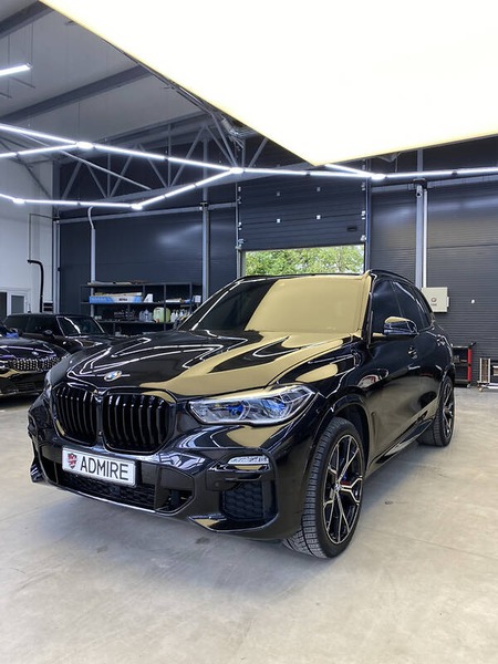 BMW X5 2018  випуску Чернівці з двигуном 3 л бензин позашляховик автомат за 63900 долл. 