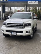 Toyota Sequoia 27.06.2022