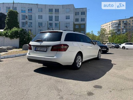 Mercedes-Benz E 200 2010  випуску Одеса з двигуном 2.2 л дизель універсал автомат за 7900 долл. 