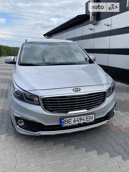 KIA Carnival 2018  випуску Вінниця з двигуном 2.2 л дизель мінівен автомат за 39000 долл. 