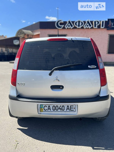 Mitsubishi Colt 2005  випуску Черкаси з двигуном 1.3 л бензин хэтчбек  за 3700 долл. 