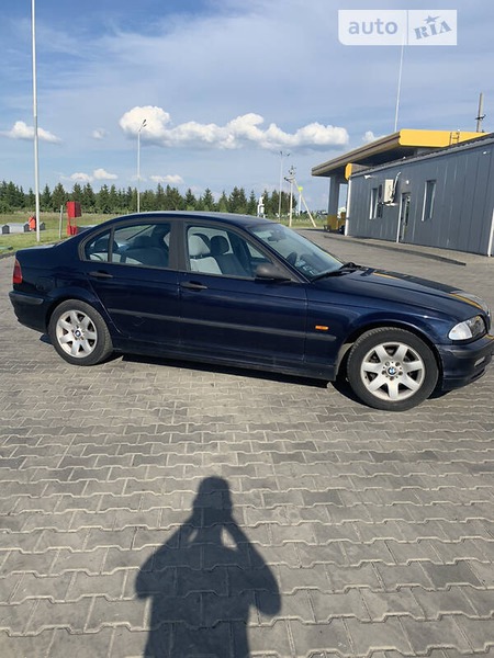 BMW 320 1998  випуску Луцьк з двигуном 2 л дизель седан механіка за 3600 долл. 