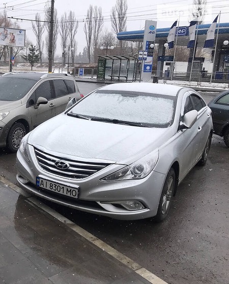 Hyundai Sonata 2013  випуску Київ з двигуном 2 л газ седан автомат за 6000 долл. 