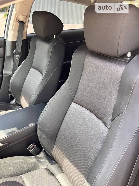 Honda Accord 2018  випуску Рівне з двигуном 0 л бензин седан автомат за 18200 долл. 