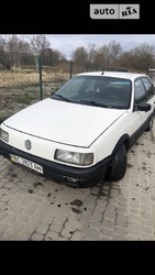 Volkswagen Passat 1988 Львов 1.8 л  седан механика к.п.
