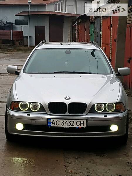BMW 530 2001  випуску Луцьк з двигуном 2.9 л дизель універсал автомат за 5800 долл. 