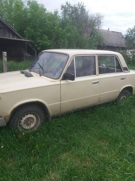 Lada 2113 1982  випуску Житомир з двигуном 0 л  седан  за 570 долл. 