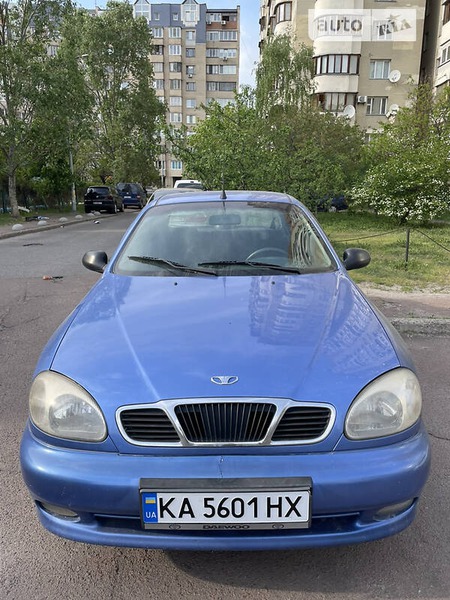 Daewoo Lanos 2007  випуску Київ з двигуном 1.5 л бензин седан  за 2800 долл. 