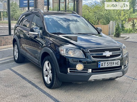 Chevrolet Captiva 2010  випуску Івано-Франківськ з двигуном 2 л дизель позашляховик автомат за 10500 долл. 