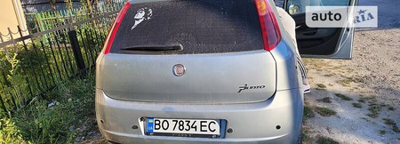 Fiat Punto 2008  випуску Тернопіль з двигуном 1.2 л дизель хэтчбек механіка за 4500 долл. 