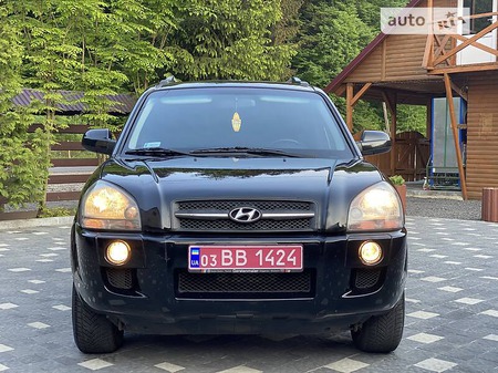 Hyundai Tucson 2007  випуску Ужгород з двигуном 2 л дизель позашляховик механіка за 7900 долл. 