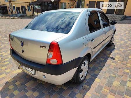 Dacia Logan 2007  випуску Київ з двигуном 1.6 л бензин седан механіка за 4999 долл. 