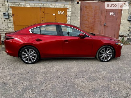 Mazda 3 2019  випуску Кропивницький з двигуном 0 л бензин седан автомат за 18500 долл. 