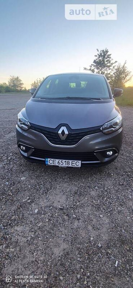 Renault Scenic 2019  випуску Чернівці з двигуном 1.7 л дизель мінівен механіка за 12700 долл. 