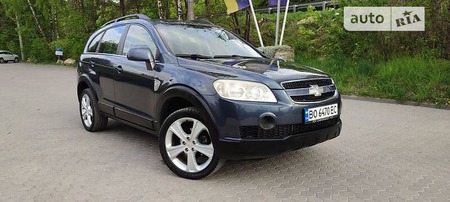 Chevrolet Captiva 2006  випуску Тернопіль з двигуном 2 л дизель позашляховик механіка за 7999 долл. 