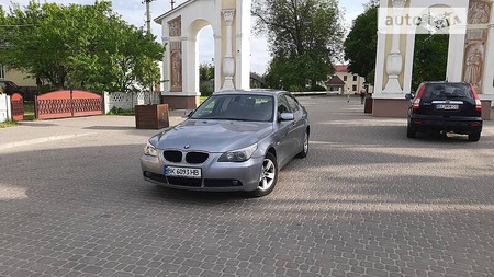 BMW 520 2004  випуску Рівне з двигуном 2.2 л бензин седан механіка за 6700 долл. 