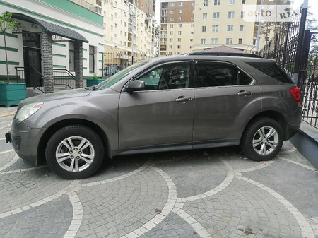 Chevrolet Equinox 2010  випуску Київ з двигуном 2.4 л бензин позашляховик автомат за 7900 долл. 
