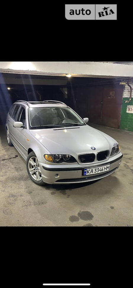 BMW 318 2002  випуску Київ з двигуном 0 л бензин універсал автомат за 4800 долл. 