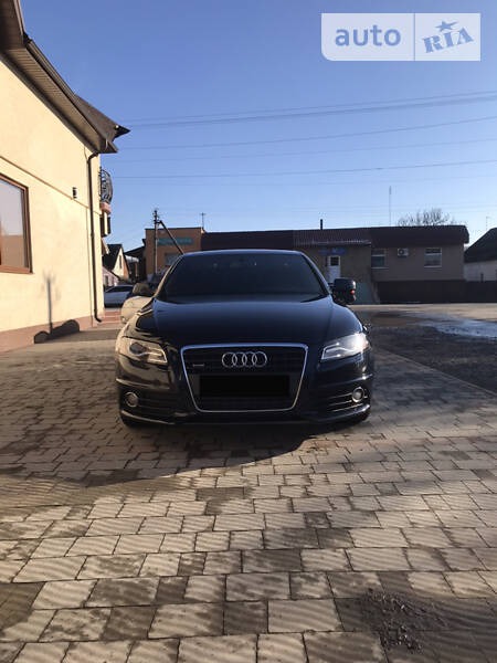 Audi A4 Limousine 2010  випуску Ужгород з двигуном 2 л бензин седан механіка за 12650 долл. 