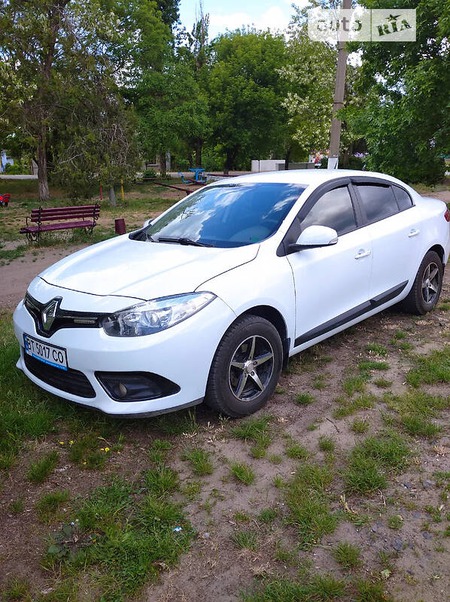 Renault Fluence 2013  випуску Одеса з двигуном 1.6 л бензин седан механіка за 8700 долл. 