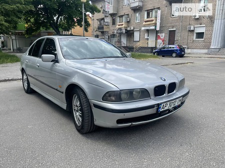 BMW 530 1999  випуску Запоріжжя з двигуном 3 л дизель седан автомат за 3500 долл. 