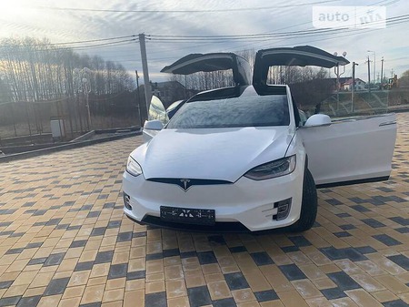 Tesla X 2019  випуску Київ з двигуном 0 л електро позашляховик автомат за 84000 долл. 