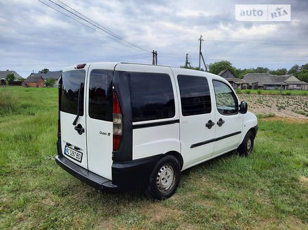 Fiat Doblo 2004  випуску Луцьк з двигуном 0 л дизель мінівен механіка за 3499 долл. 