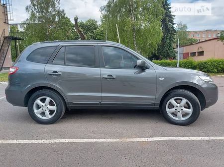 Hyundai Santa Fe 2007  випуску Луцьк з двигуном 2.2 л дизель позашляховик механіка за 8400 долл. 