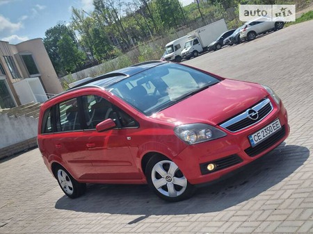 Opel Zafira Tourer 2007  випуску Чернівці з двигуном 1.9 л дизель універсал механіка за 5000 долл. 