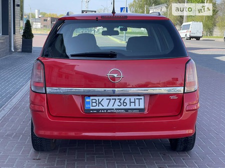 Opel Astra 2009  випуску Рівне з двигуном 1.4 л бензин універсал механіка за 4400 долл. 