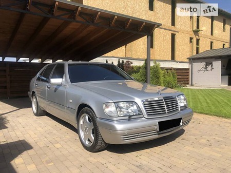 Mercedes-Benz S 600 1998  випуску Київ з двигуном 6 л бензин седан автомат за 12800 долл. 