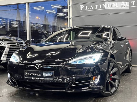 Tesla S 2016  випуску Одеса з двигуном 0 л електро седан автомат за 63000 долл. 