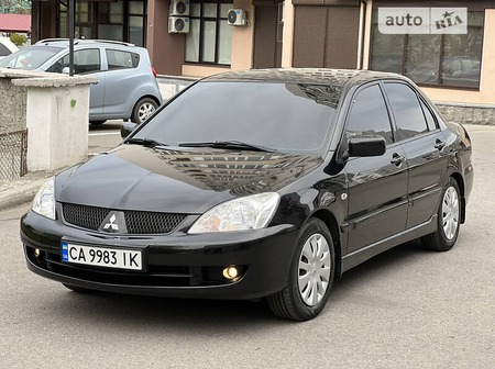 Mitsubishi Lancer 2005  випуску Черкаси з двигуном 1.6 л бензин седан механіка за 6850 долл. 