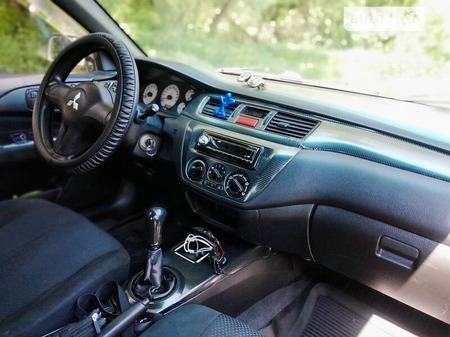Mitsubishi Lancer 2007  випуску Львів з двигуном 1.6 л  седан механіка за 3650 долл. 