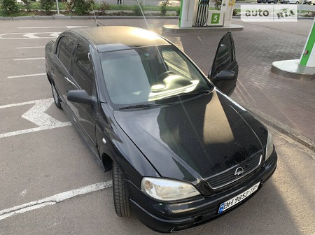 Opel Astra 2008  випуску Одеса з двигуном 1.6 л  седан механіка за 3600 долл. 