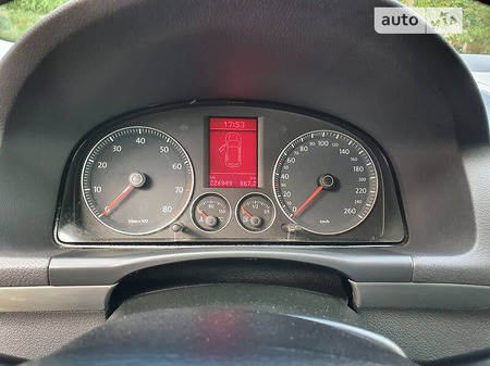 Volkswagen Touran 2006  випуску Тернопіль з двигуном 1.4 л бензин мінівен механіка за 7000 долл. 