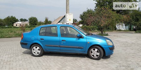 Renault Symbol 2003  випуску Черкаси з двигуном 1.4 л бензин седан  за 2800 долл. 