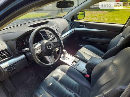 Subaru Outback 2010  випуску Львів з двигуном 0 л  універсал автомат за 10850 долл. 