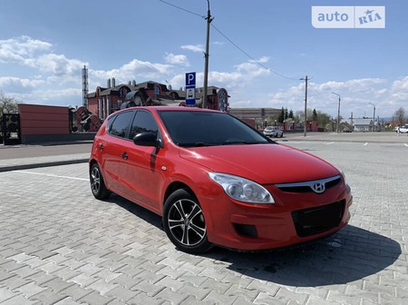 Hyundai i30 2008  випуску Львів з двигуном 1.5 л дизель хэтчбек механіка за 6500 долл. 