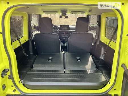 Suzuki Jimny 2020  випуску Харків з двигуном 0 л бензин позашляховик автомат за 24999 долл. 
